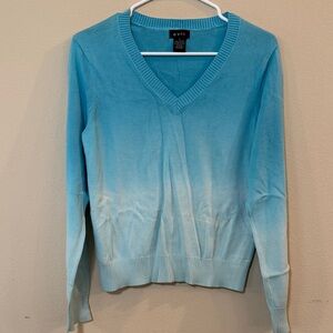 EVIE Women's V-Neck Blue Gradient Sweater